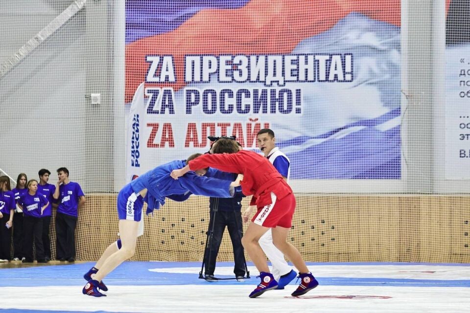    Первенство и Чемпионат СФО по самбо. Источник: t.me/turchak_andrey