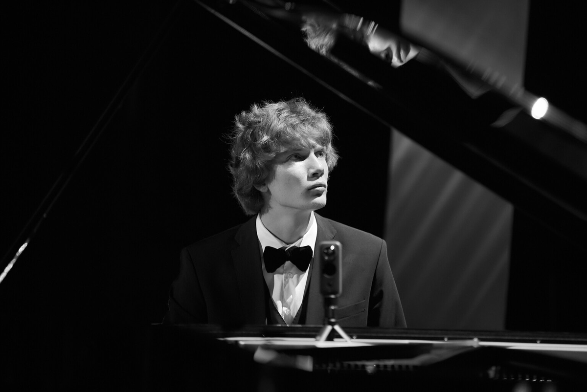 Концерт Ивана Бессонова в Москве 13 января 2026 года. 