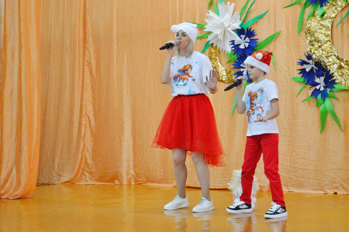 На гала-концерт были приглашены сильнейшие команды.