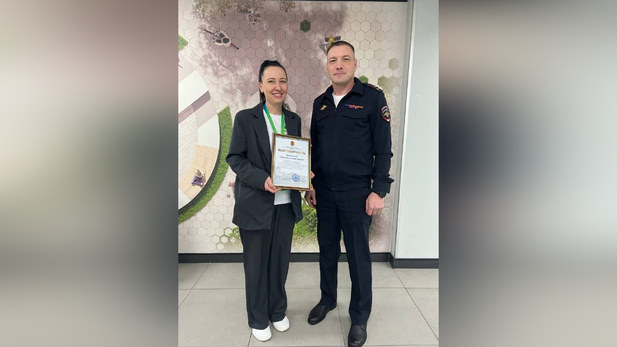     Работница банка спасла сбережения пожилой красноярки от мошенников