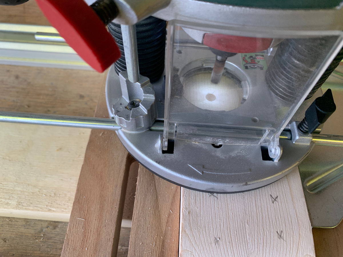 Кондуктор для сверления фрезером