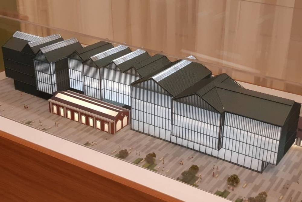 Макет нового здания Пермской художественной галереи (https://www.business-class.su/uploads/material/a5/88/05/a588052f13368f0f13e330534f3b219d.jpg)