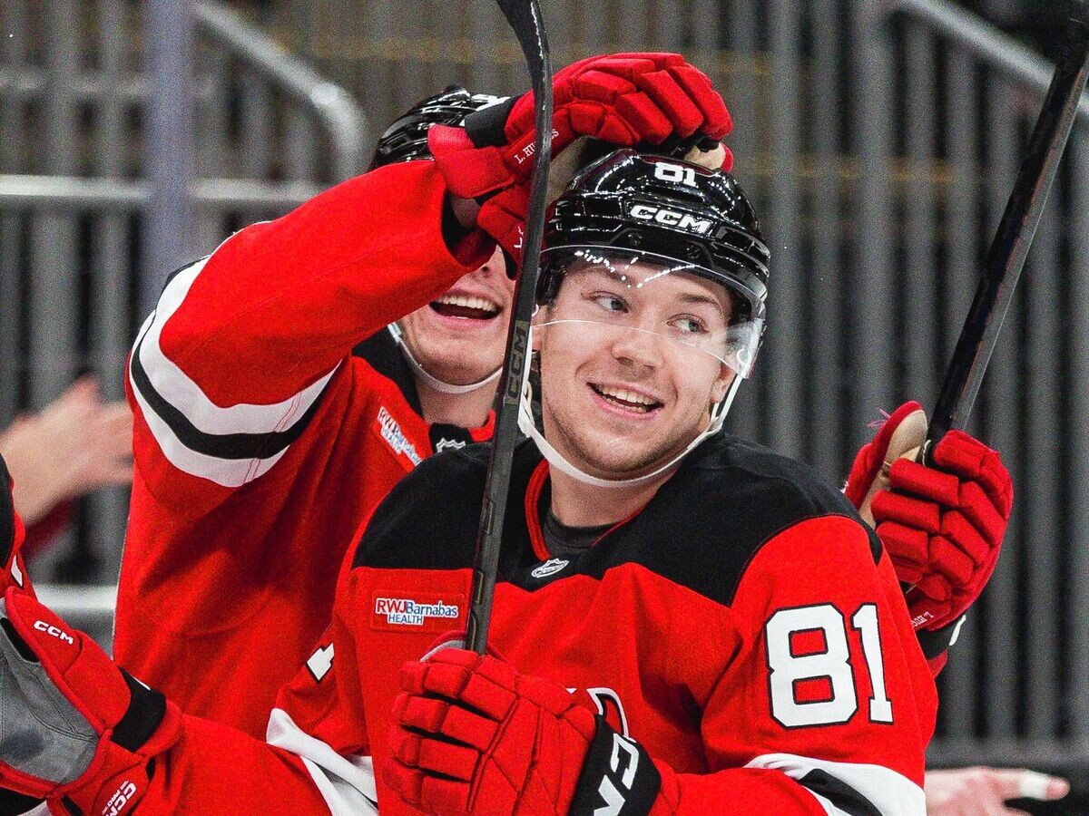    Российский нападающий "Нью-Джерси Девилз" Арсений Грицюк | © Фото : Соцсети клуба НХЛ "Нью-Джерси Девилз"