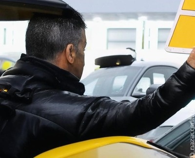 Из России выдворяют узбекского таксиста, который выгнал из машины женщину с ребенком в 25-градусный мороз