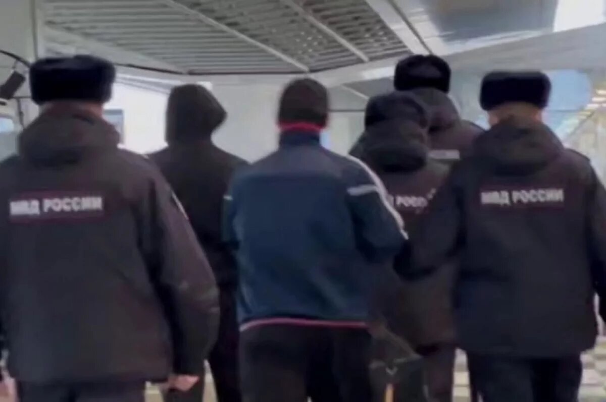    В Красноярске четырех иностранцев лишили гражданства РФ за преступления