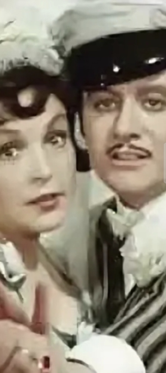 Кадр из фильма. Танец. Песня в исполнении Андрея Миронова. Фото из открытых источников.