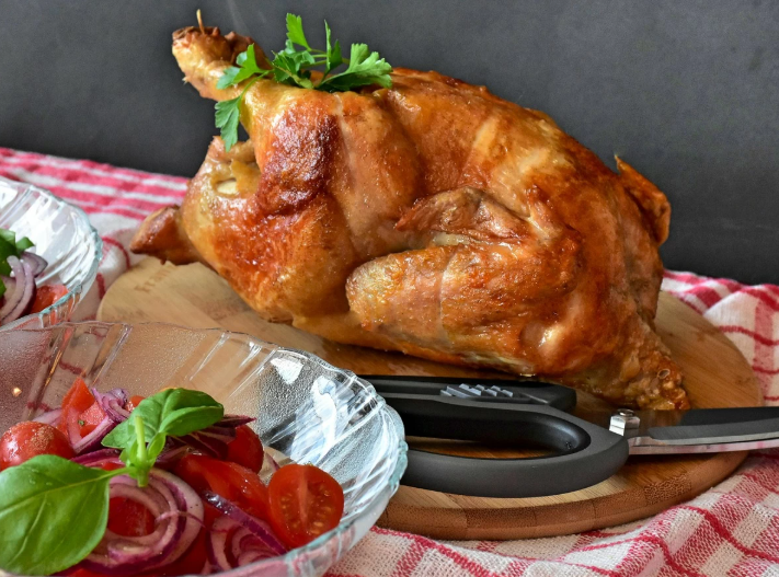 Курица горячего копчения на Новый год: мой опыт с коптильней Bravo 2 🍗