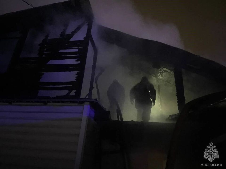    Пожар в Барнауле. Источник: ГУ МЧС России по Алтайскому краю