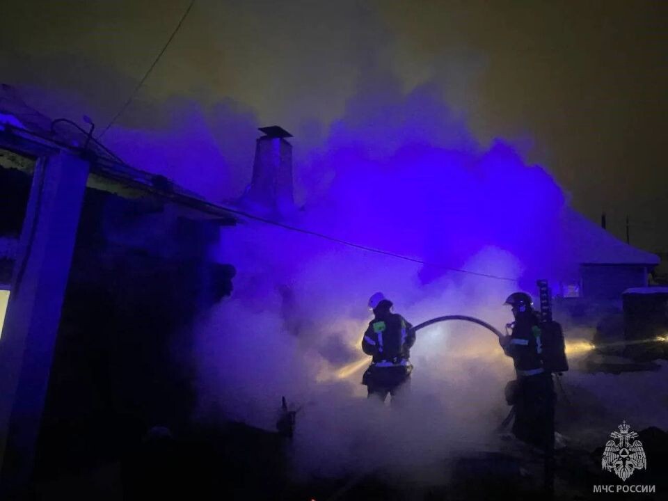    Пожар в Барнауле. Источник: ГУ МЧС России по Алтайскому краю