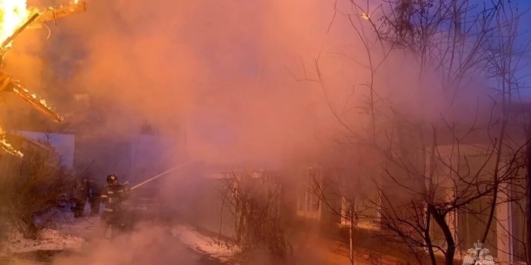 Два человека погибли в пожарах за сутки в Свердловской области