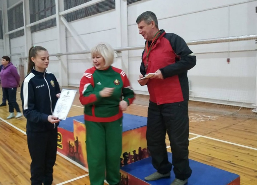     Ветераны Копыльщины показали мастер-класс на областной спартакиаде