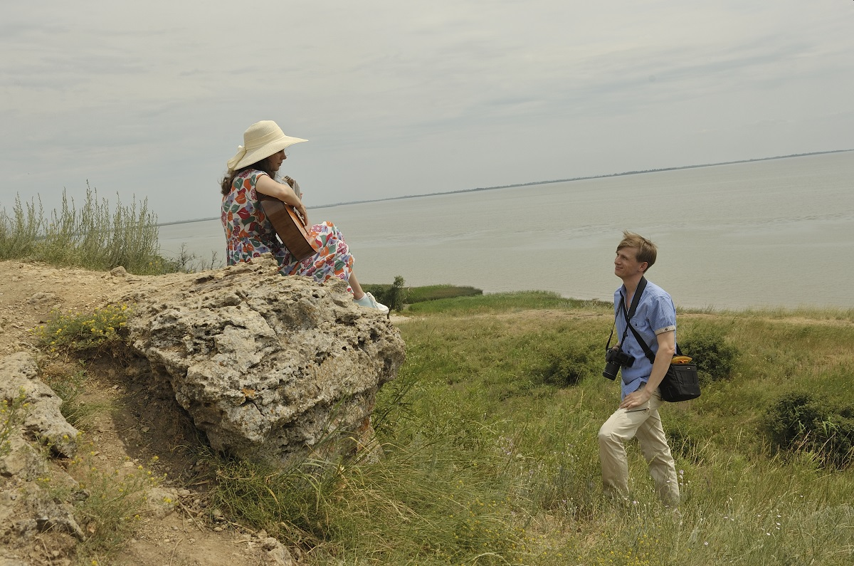 Сериал "Долгий свет маяка" (2019)