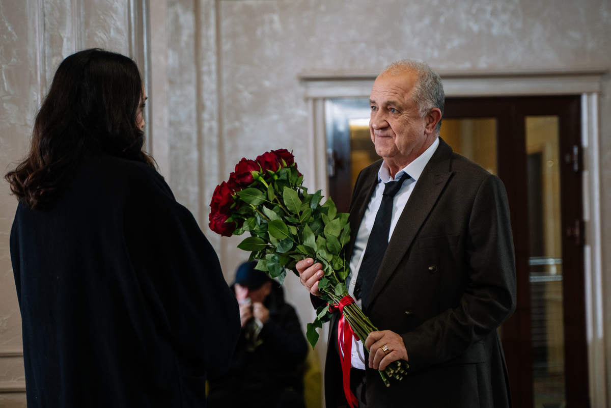 Сериал "Омут" (2025)