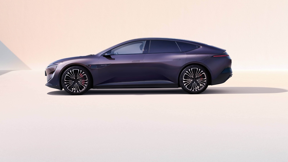 Фото Avatr  📷
