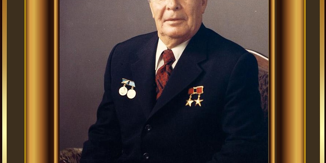 19 декабря 1906 года родился Генеральный секретарь ЦК КПСС Леонид Ильич Брежнев