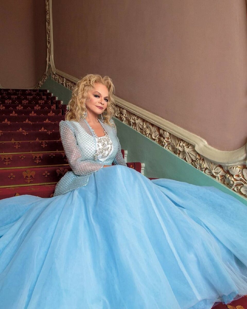 Лариса Долина. Фото: Telegram/@dolinaofficial