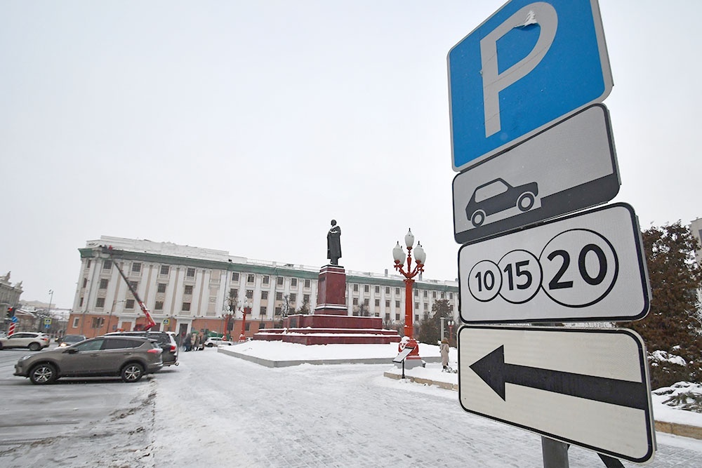    Внимательно осмотрите место, где была припаркована машина: возможно, что вы не заметили запрещающий знак или объявление. / Фото: Олег Казанцев/ РИА Новости