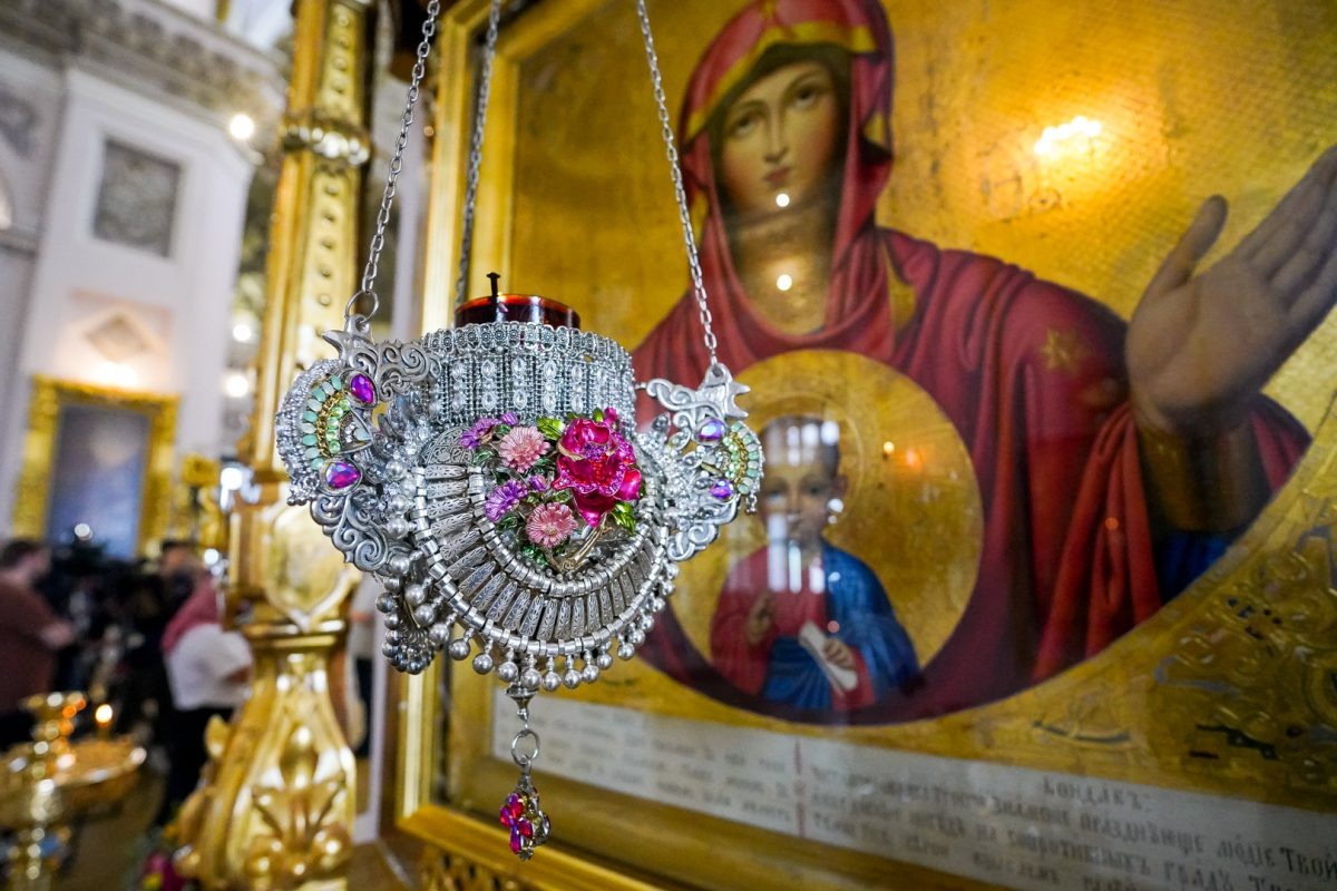    10 декабря православный мир отмечает День памяти иконы «Знамение»