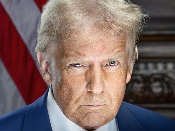     Авторство: Daniel Torok. Official 2025 Inauguration Invite. Also posted at https://x.com/dto_rok/status/1879743327781945429, Общественное достояние, Ссылка