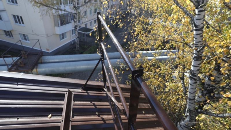    Новая крыша защитит дом от непогоды Фото: ИА «Победа26»