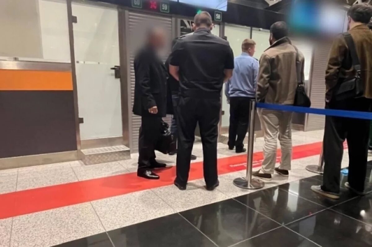    В Пензе выдворили иностранца, совершившего особо тяжкие преступления