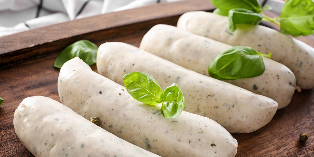 Бывает ли белая колбаса, почему она белая и какая на вкус