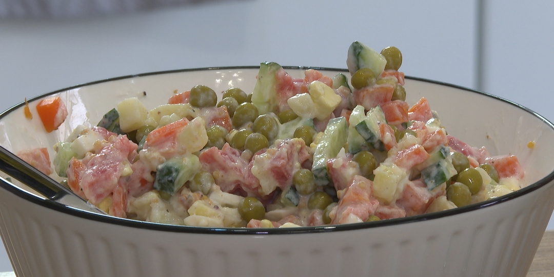 Эксперты посоветовали волгоградцам готовить салаты на Новый год самостоятельно