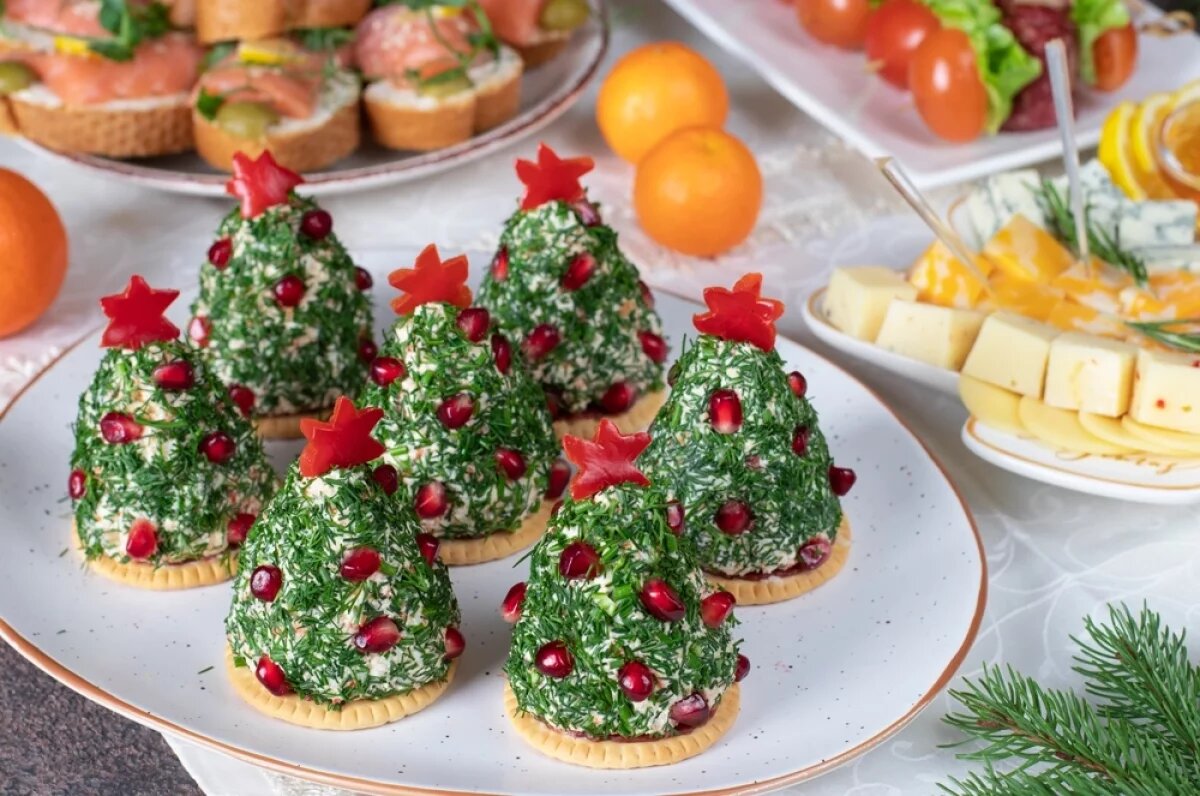    Диетолог назвала несколько принципов, которые можно взять на вооружение при подготовке новогоднего стола.