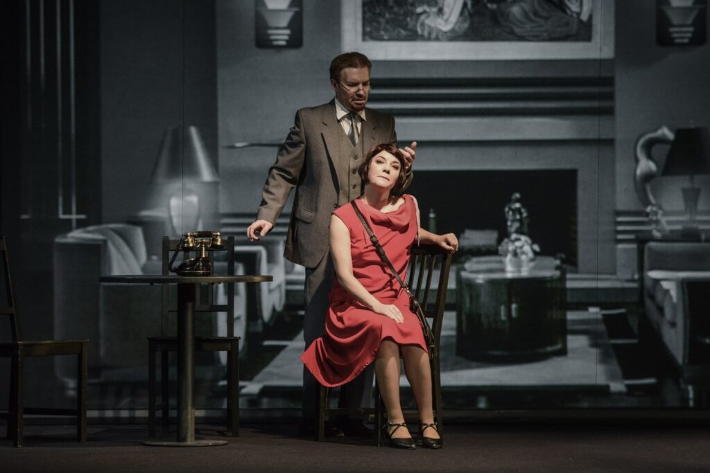    Фото предоставлены пресс-службой театра. Фотограф Екатерина Кулешова Источник фото: Театр To Go