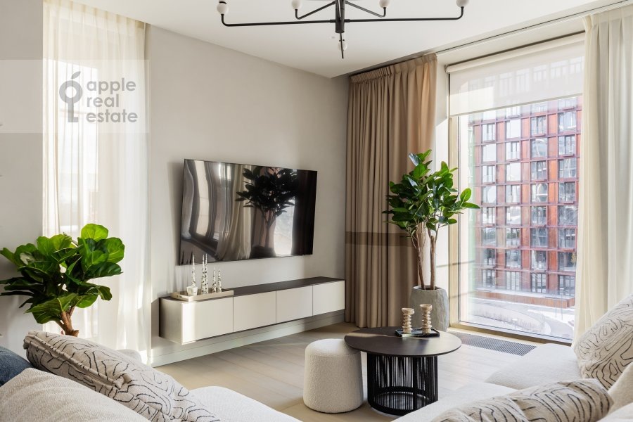 Фото из архива Apple Real Estate