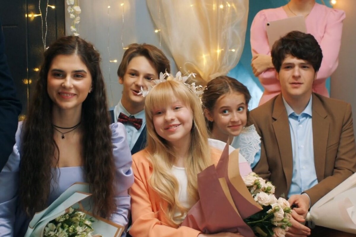 Кадр из сериала.