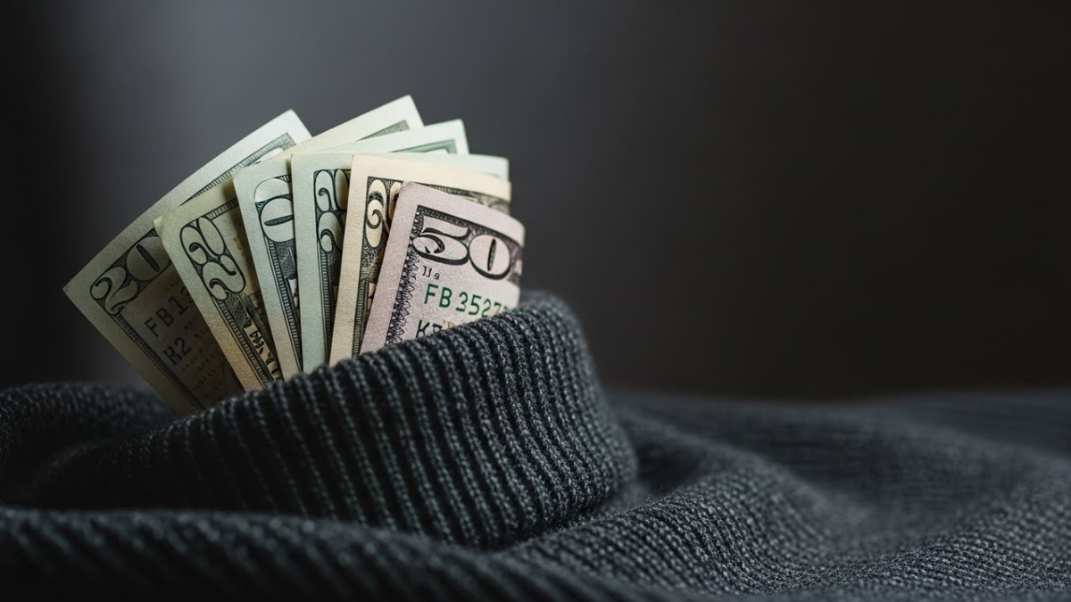 $1000 на ветер: 5 Главных причин, почему эти 4 знака Зодиака — самые рискованные транжиры (и как с ними жить).