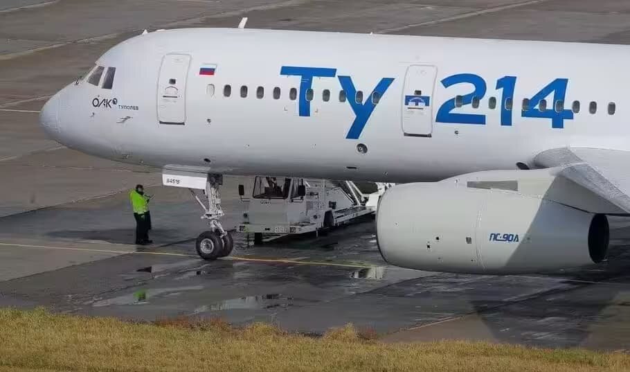   Ту-214
