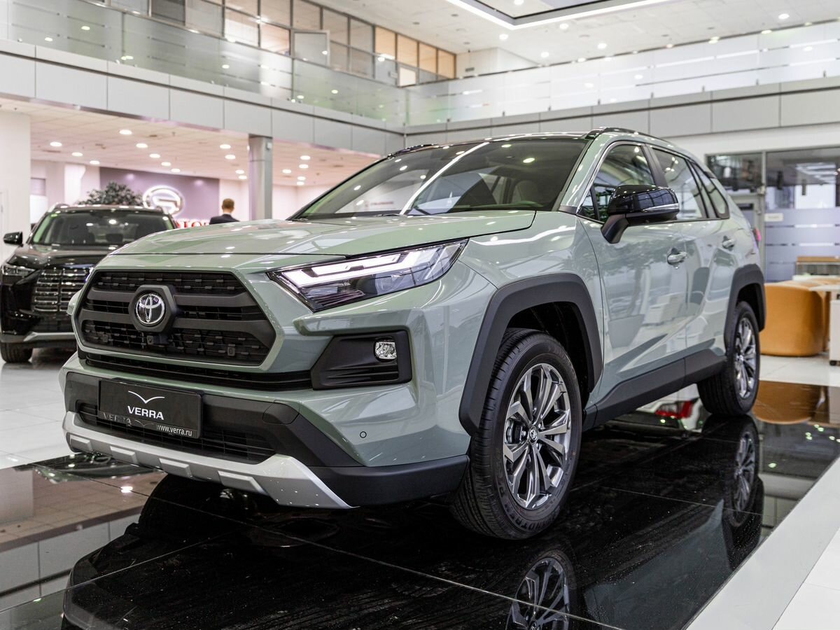 Toyota RAV4 V (XA50). Источник иллюстрации - auto.ru