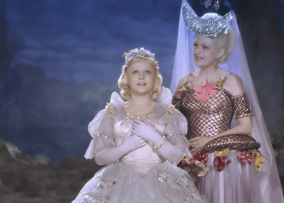 Кадр из фильма "Золушка" (1947)