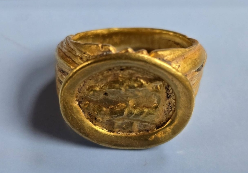 Найденный золотой перстень 
