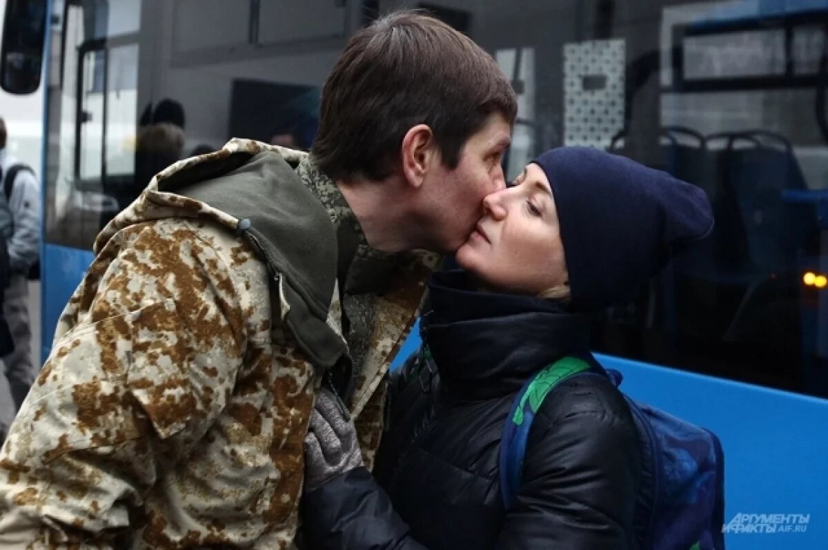    Песков: вопросы на прямую линию о правах бойцов СВО ушли из тройки лидеров