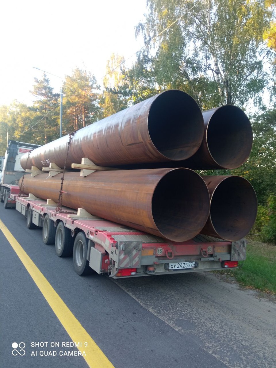 перевозка трубы 1200 миллиметров по 4 штуки  на трале 