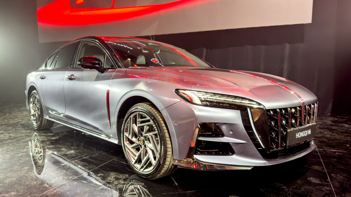    Hongqi H6. Фото Иван Бахарев / «Автоновости дня»