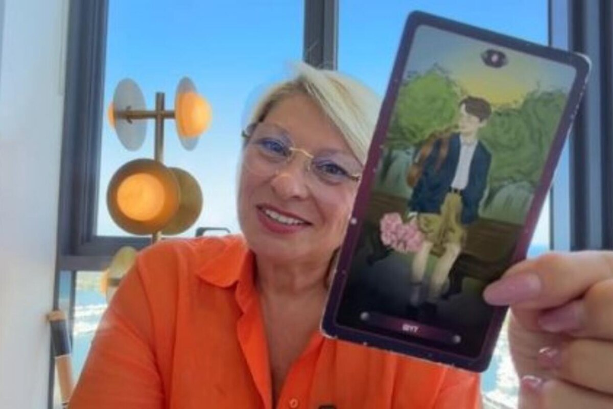    Анжела Перл кадр видео