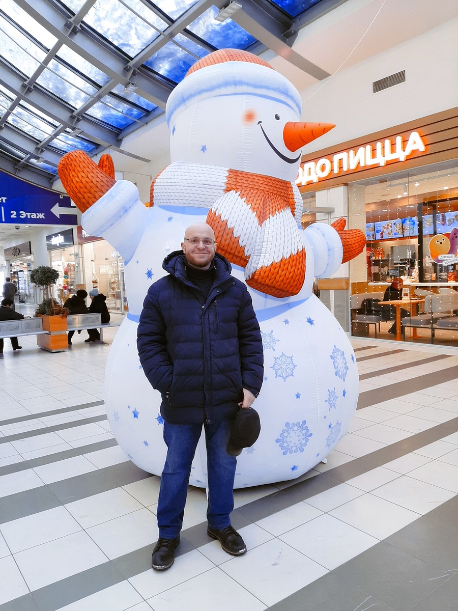 Рома и снеговик, 2024 год.