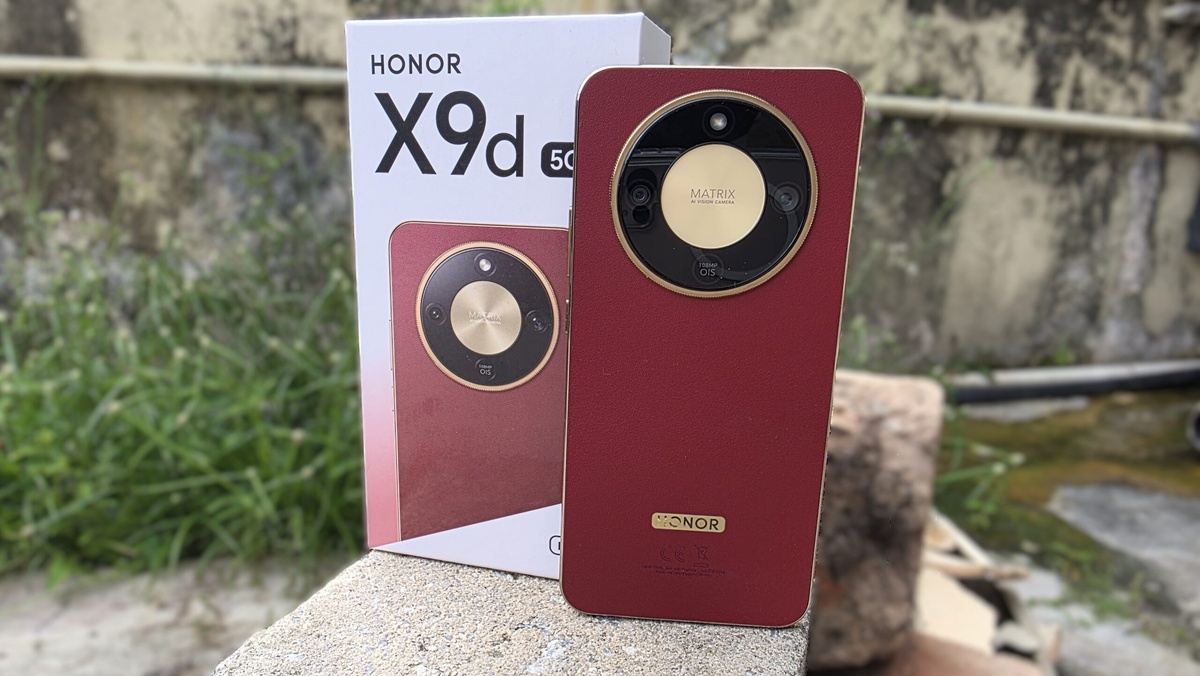    Honor X9d совсем не похож на безвкусные защищённые аппараты для рабочих. Фото: side0.net