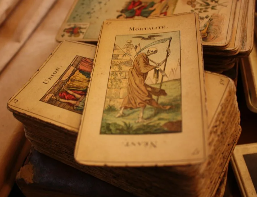 Примерно такие они и были. Для ребенка не очень игрушка согласитесь.