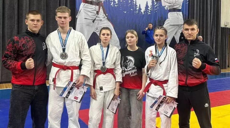    Первенство СФО по рукопашному бою. Источник: "Бийский рабочий"