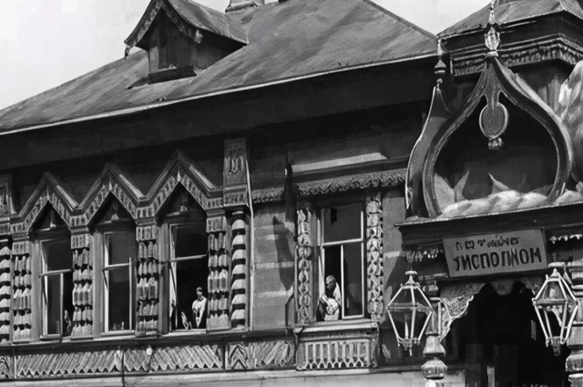    Аналог только на Арбате.