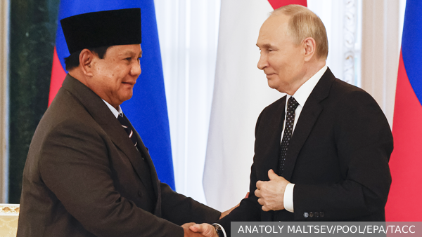     Фото: ANATOLY MALTSEV/POOL/EPA/ТАСС   
 Текст: Вера Басилая