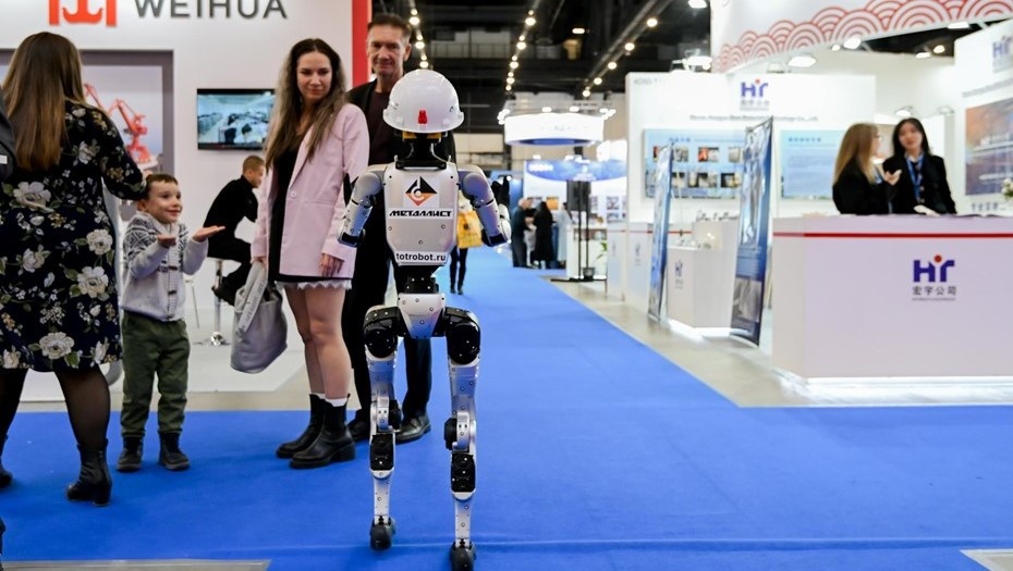    В Петербурге выросло число вакансий и зарплаты в сфере робототехники Автор фото: Ермохин Сергей