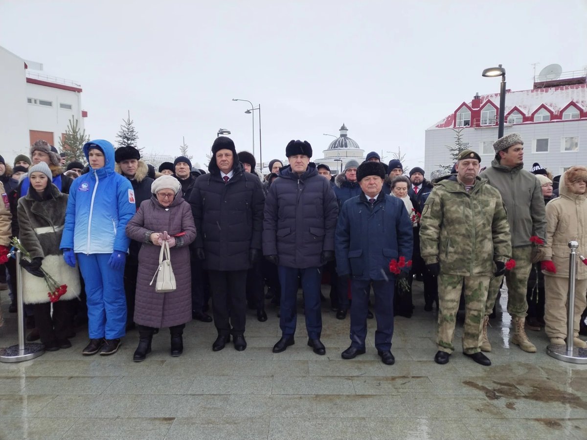    Открытие стелы