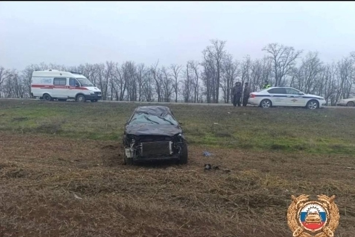 В жестком ДТП в Ростовской области погиб 59-летний водитель кроссовера