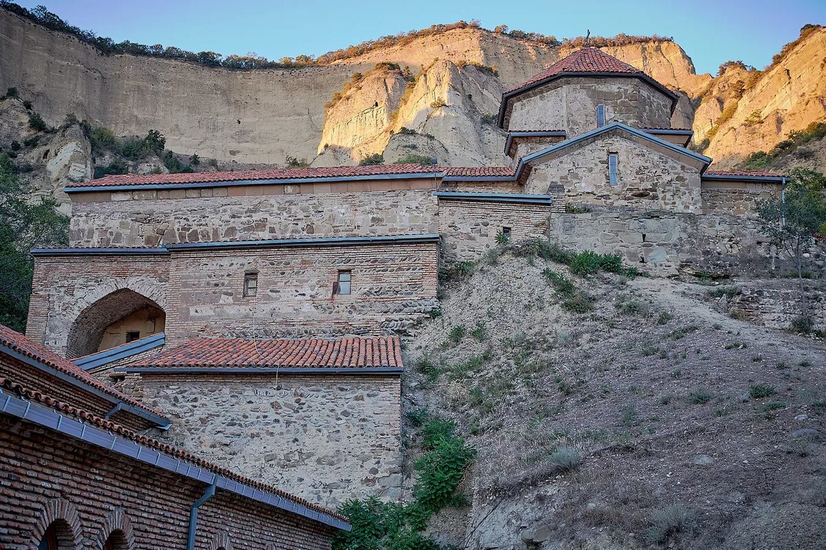 Шио-Мгвимский монастырь.